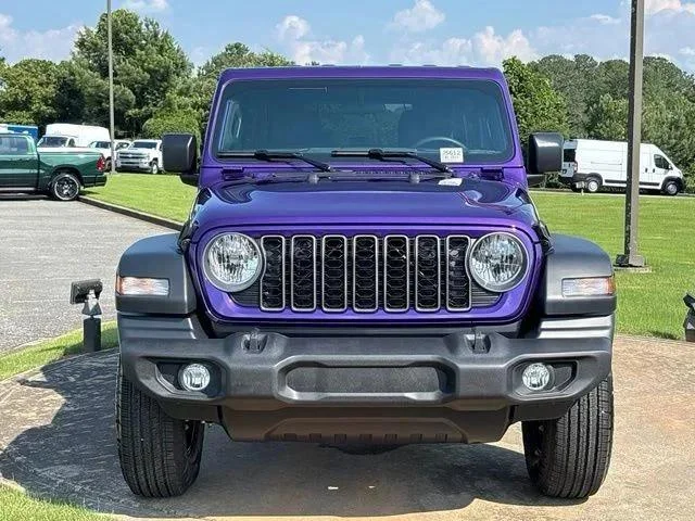 New 2026 Reign Exterior Paint Jeep Sport image 2