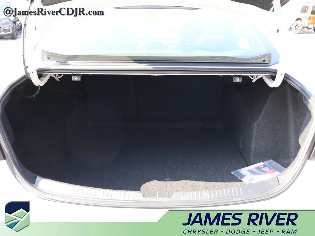 Used 2024 White Chevrolet LT image 14