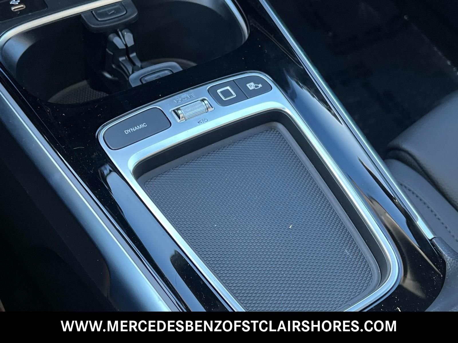 New 2026 Cirrus Silver Metallic Mercedes-Benz GLB 250 image 27