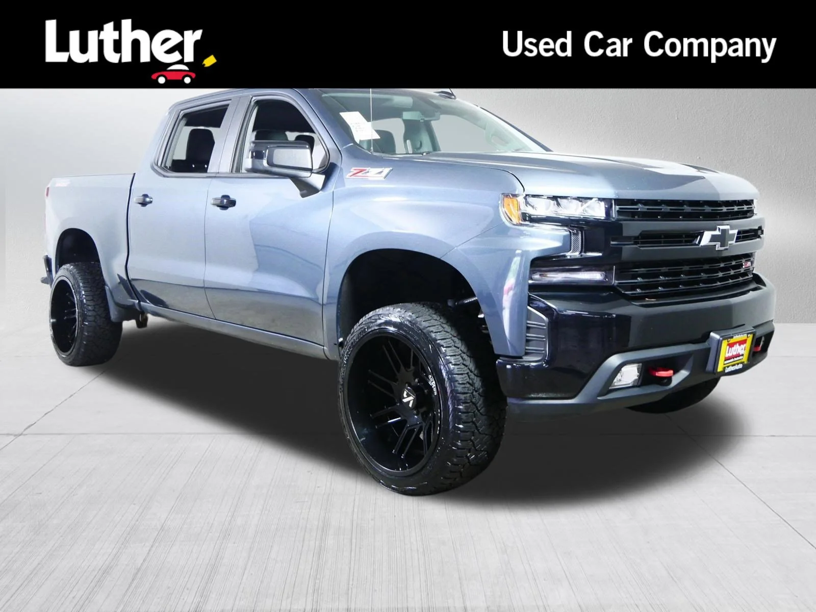 Used 2019 Shadow Gray Metallic Chevrolet LT Trail Boss image 1