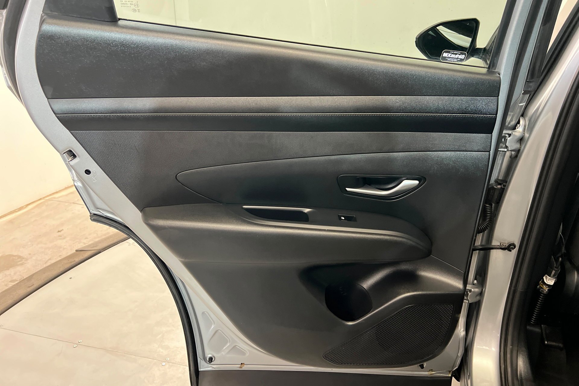 Used 2025 Shimmering Silver Hyundai SEL image 20