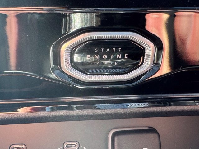 New 2027 High Gloss Black Jeep Limited image 36