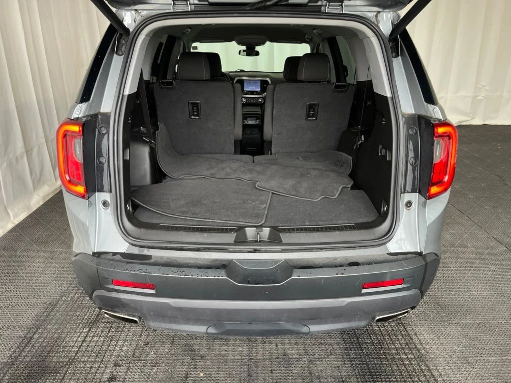Used 2023 Silver GMC SLE image 24