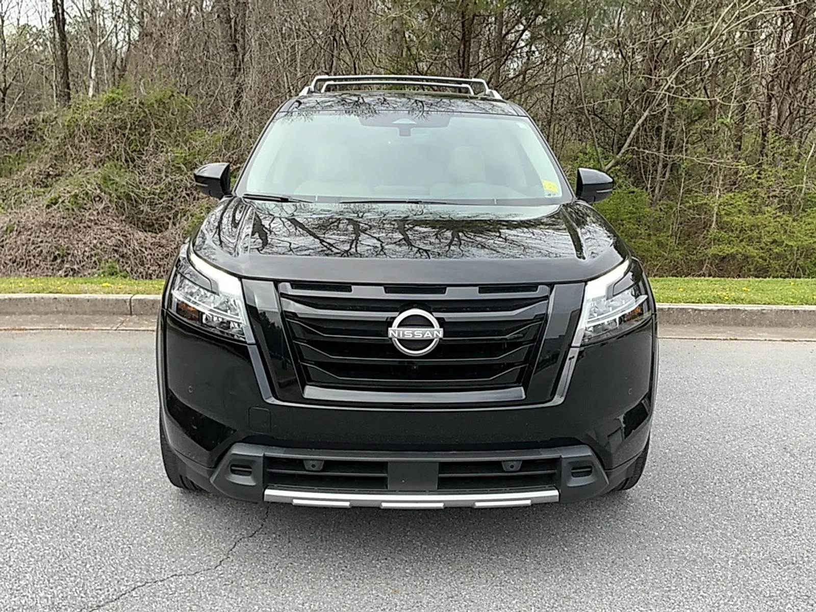 Used 2023 Super Black Nissan SL FWD image 20