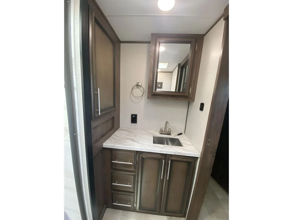 Used 2020 White KZ-RV  image 44