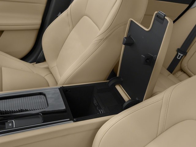 Used 2018 White Jaguar 35t Portfolio Ltd Edition image 15