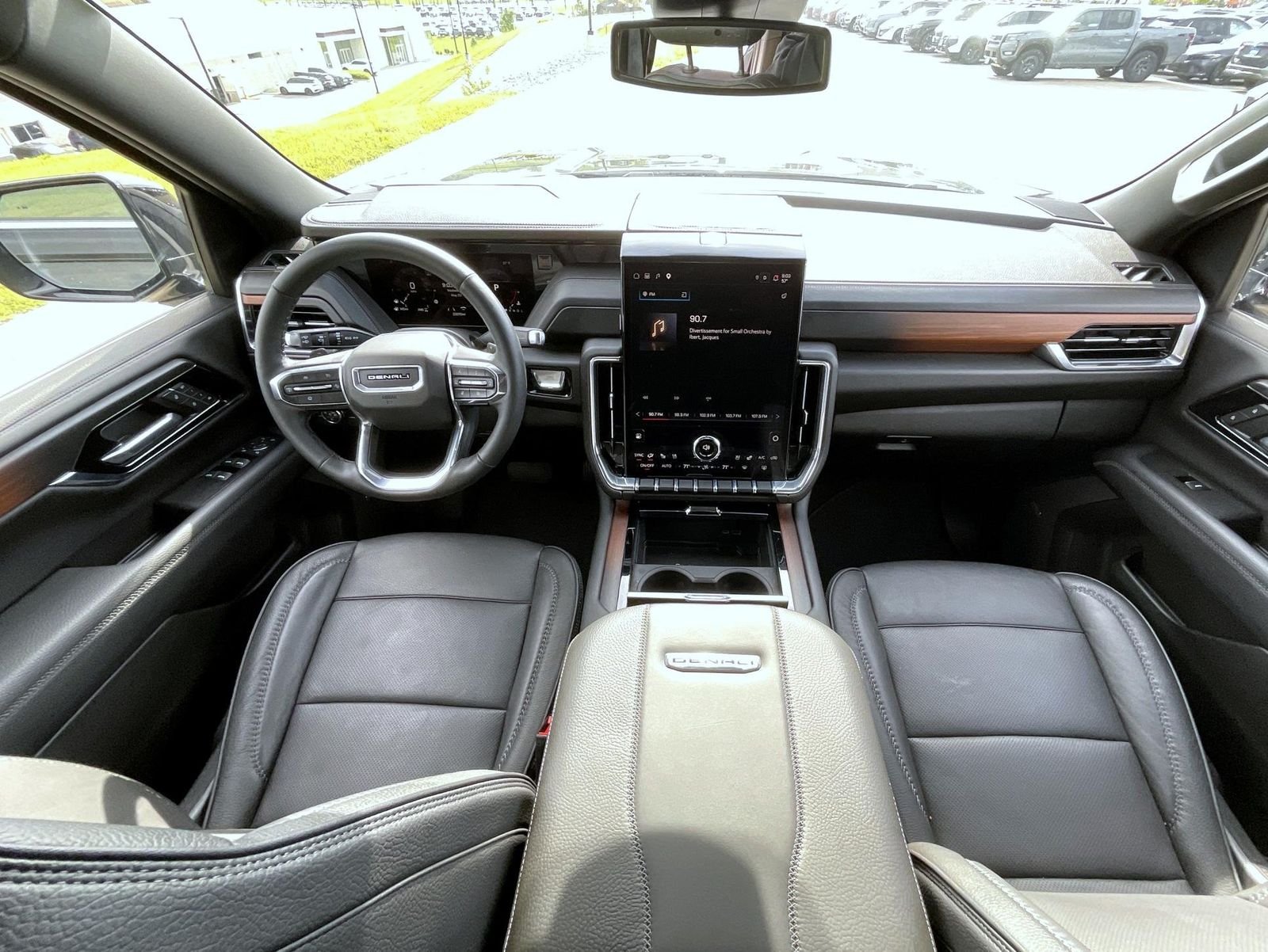 Used 2025 Black GMC Denali image 15