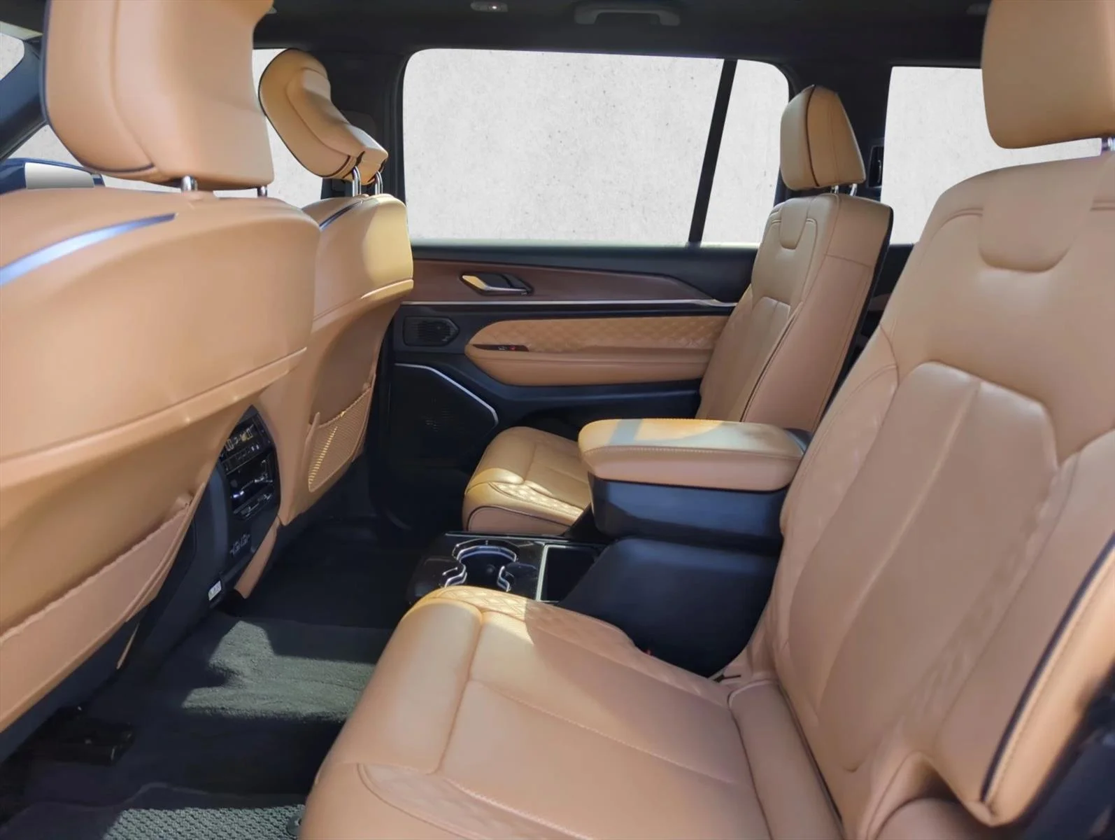 Used 2025 Bright White Clearcoat Jeep Summit image 14