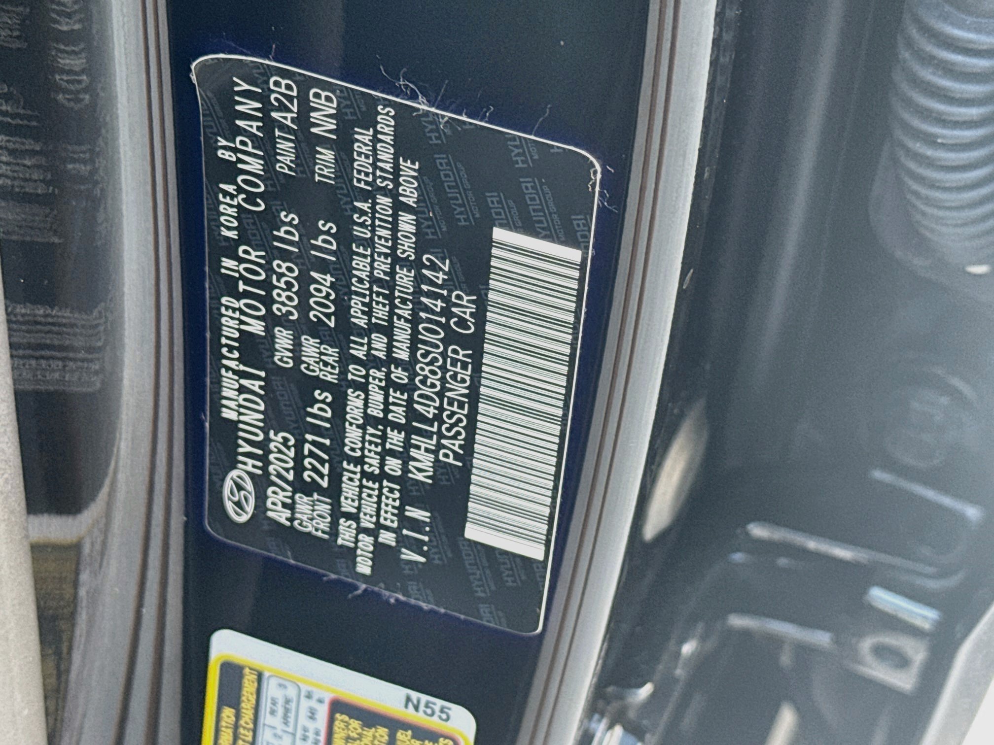 Used 2025 Abyss Black Hyundai SE image 34
