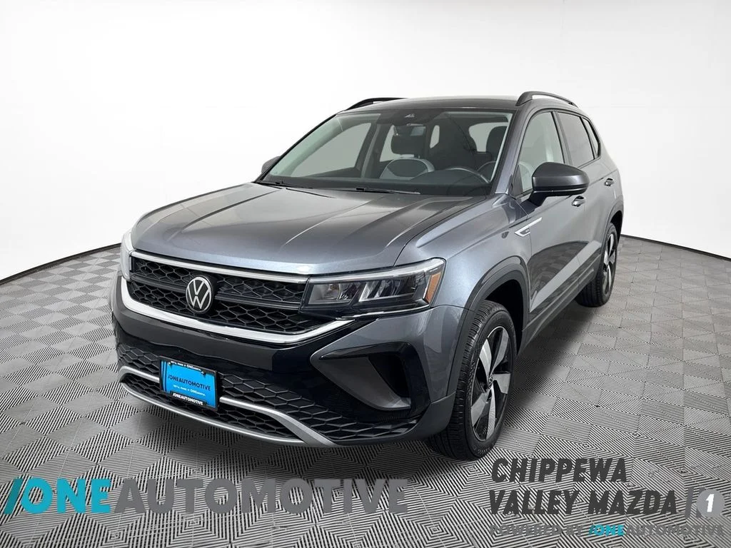 2024 Volkswagen Taos 1.5T S 4Motion's photo