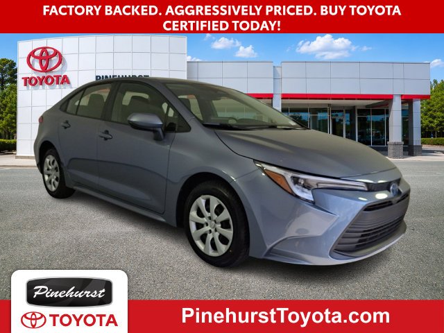 Used 2025  Toyota LE image 1