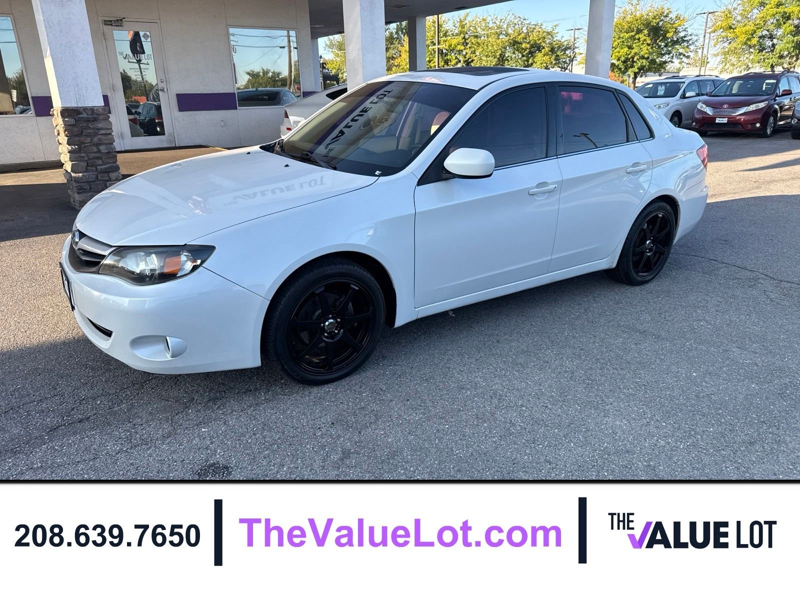 Used 2010 White Subaru 2.5i image 8