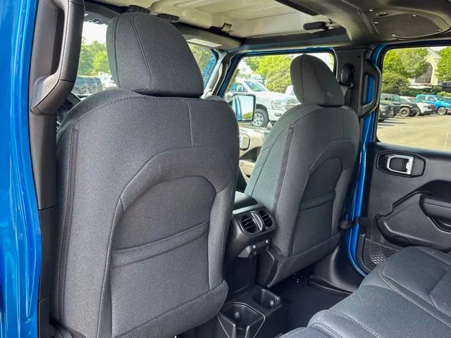 New 2026 Hydro Blue Pearl-Coat Exterior Paint Jeep Sport image 25