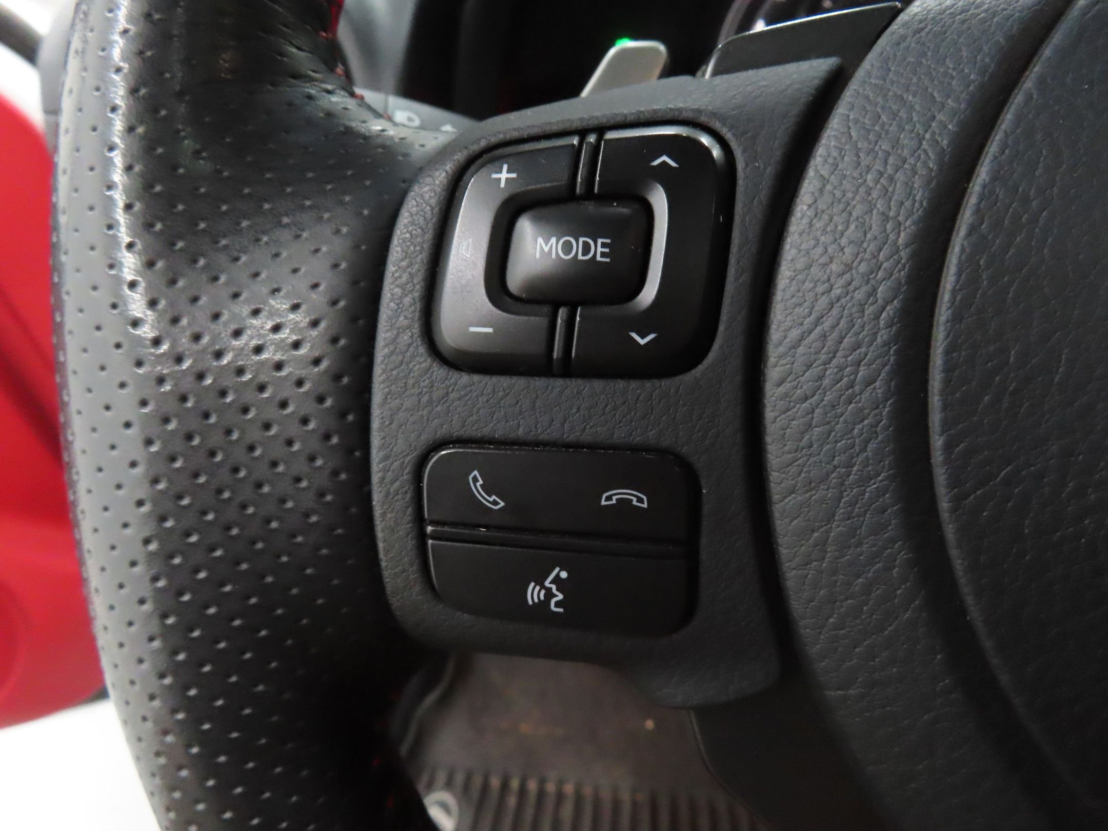 Used 2023 White Lexus 350 F SPORT image 13