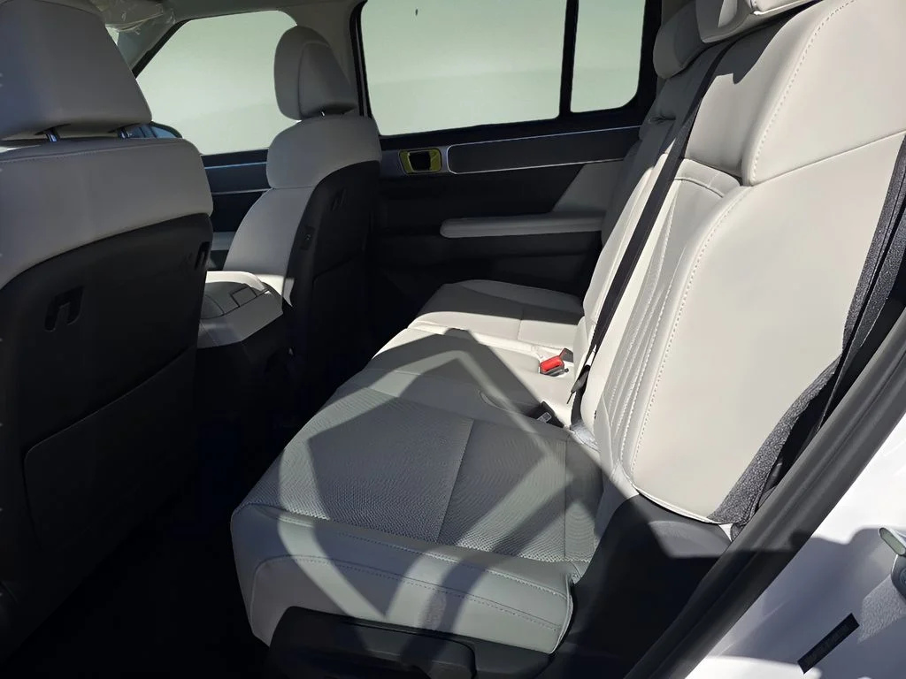 Used 2026 Serenity White Hyundai SEL image 15