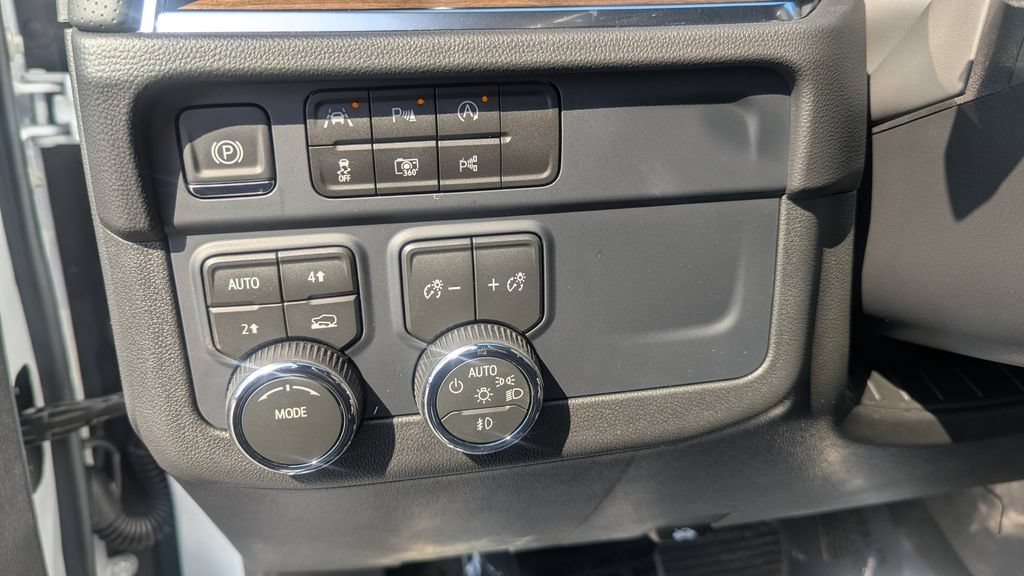2026 Chevrolet Tahoe High Country - Photo 41