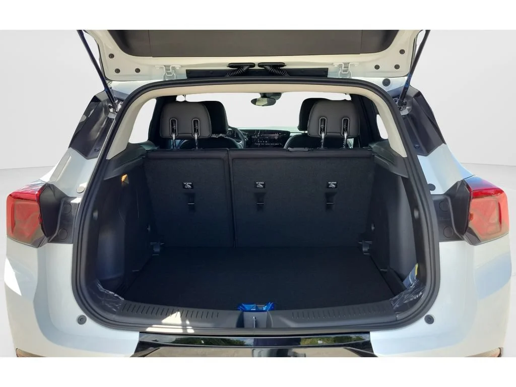 New 2026 Summit White Buick Sport Touring image 9