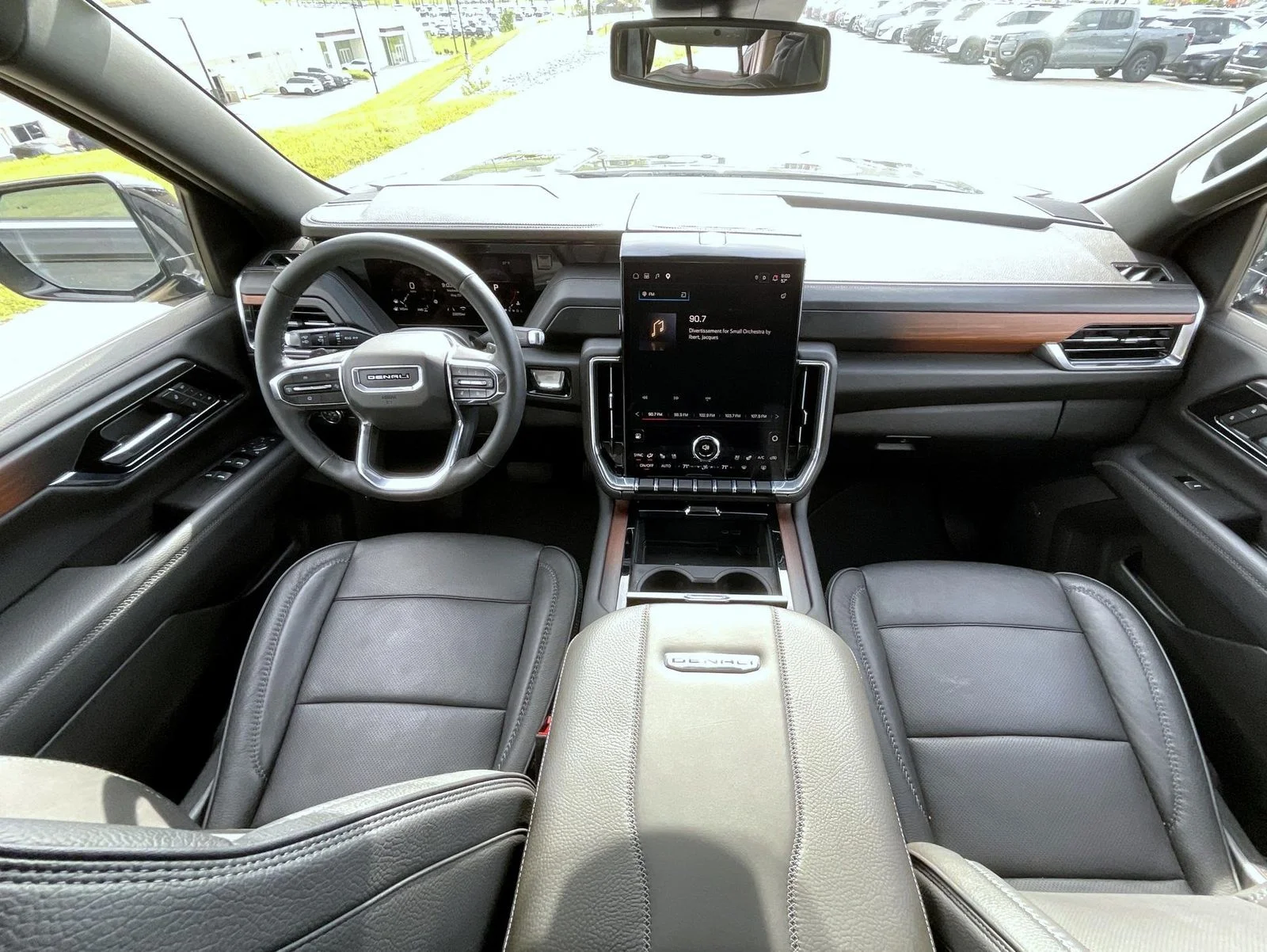 Used 2025 Black GMC Denali image 15
