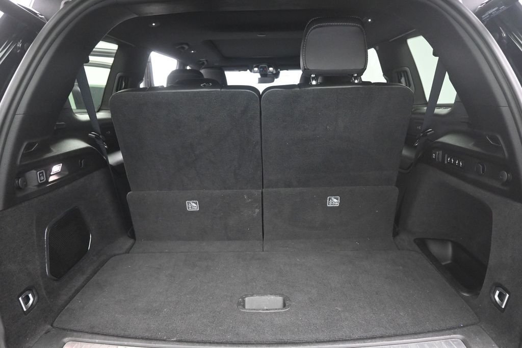 Used 2023 Black Jeep Overland image 24