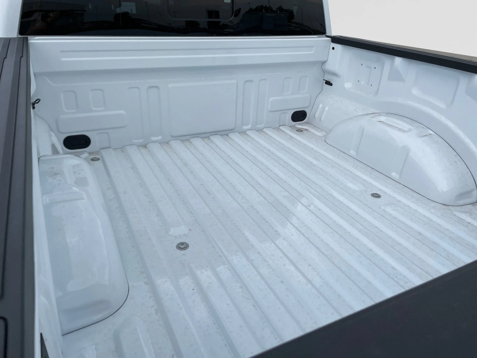 New 2026 Oxford White Ford Tremor image 10