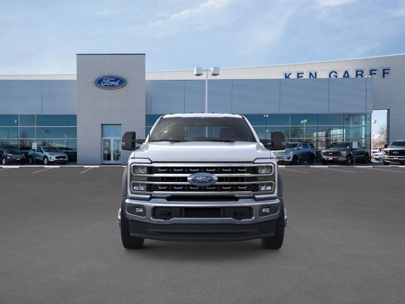New 2026 Oxford White Ford LARIAT image 7