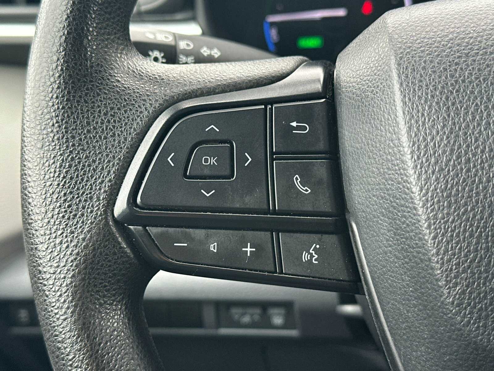 Used 2024 Cypress Toyota LE 4D Passenger Van image 28