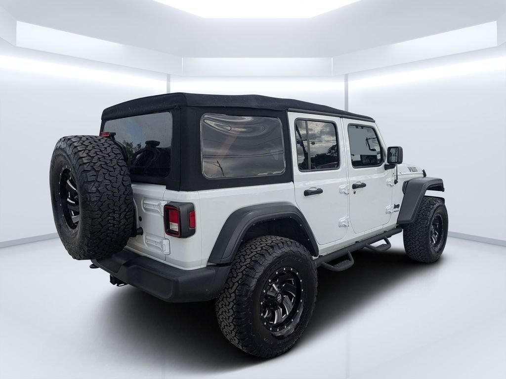 Used 2022 White Jeep Unlimited Willys image 3