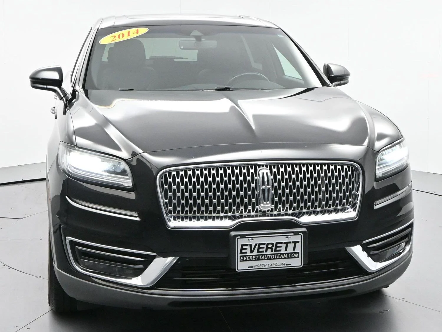 Used 2020 Infinite Black Lincoln Reserve image 2