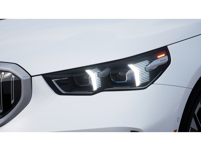 New 2027 Mineral White Metallic BMW 530i image 6