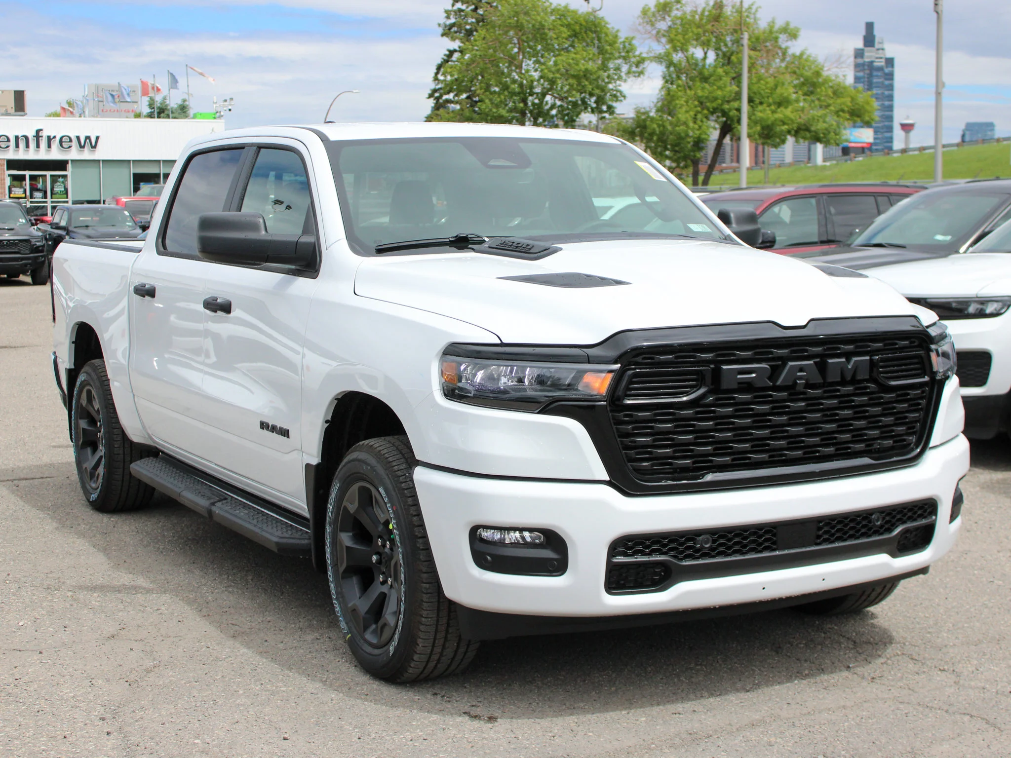 New 2026 White RAM Express* image 6