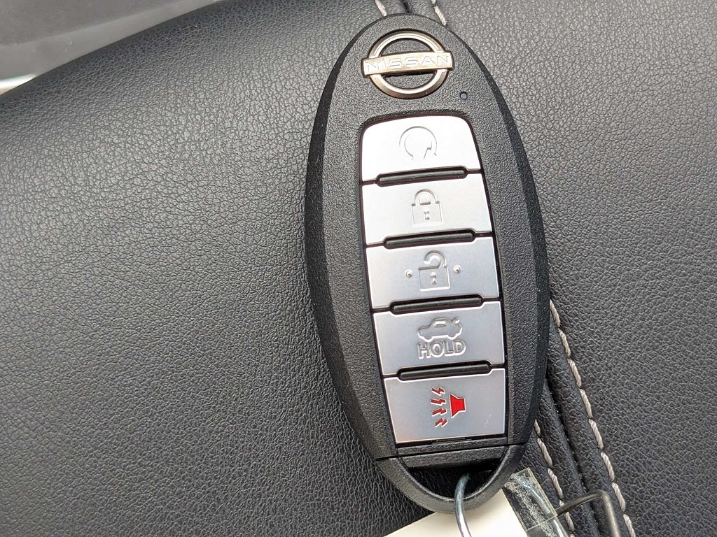 Used 2025  Nissan 2.5 SL image 31