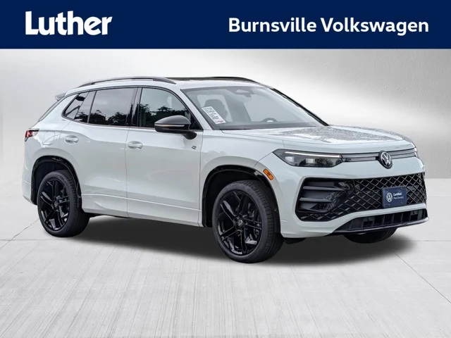 2025 Volkswagen Tiguan SE R-Line Black