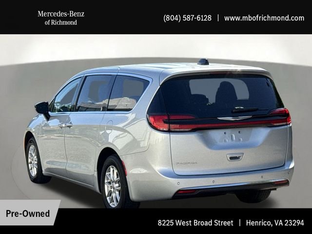 Used 2024 Silver Chrysler Touring L image 26