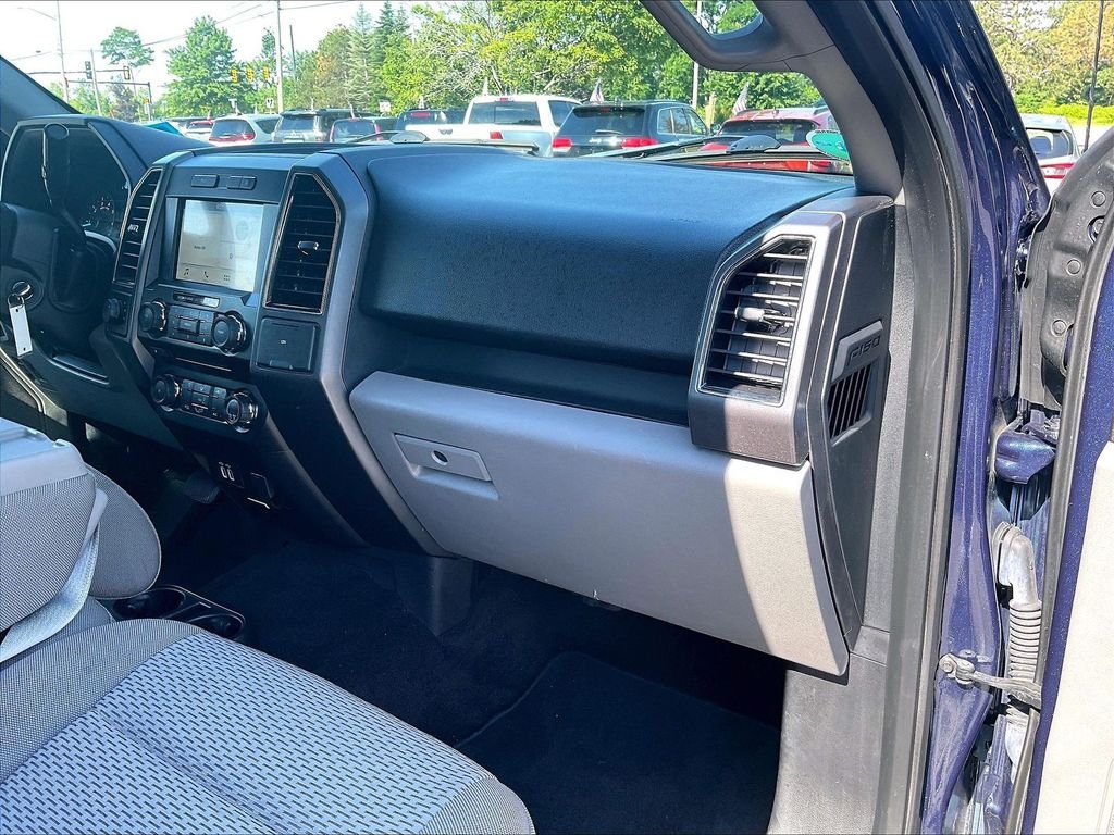Used 2018 Blue Ford XLT image 13