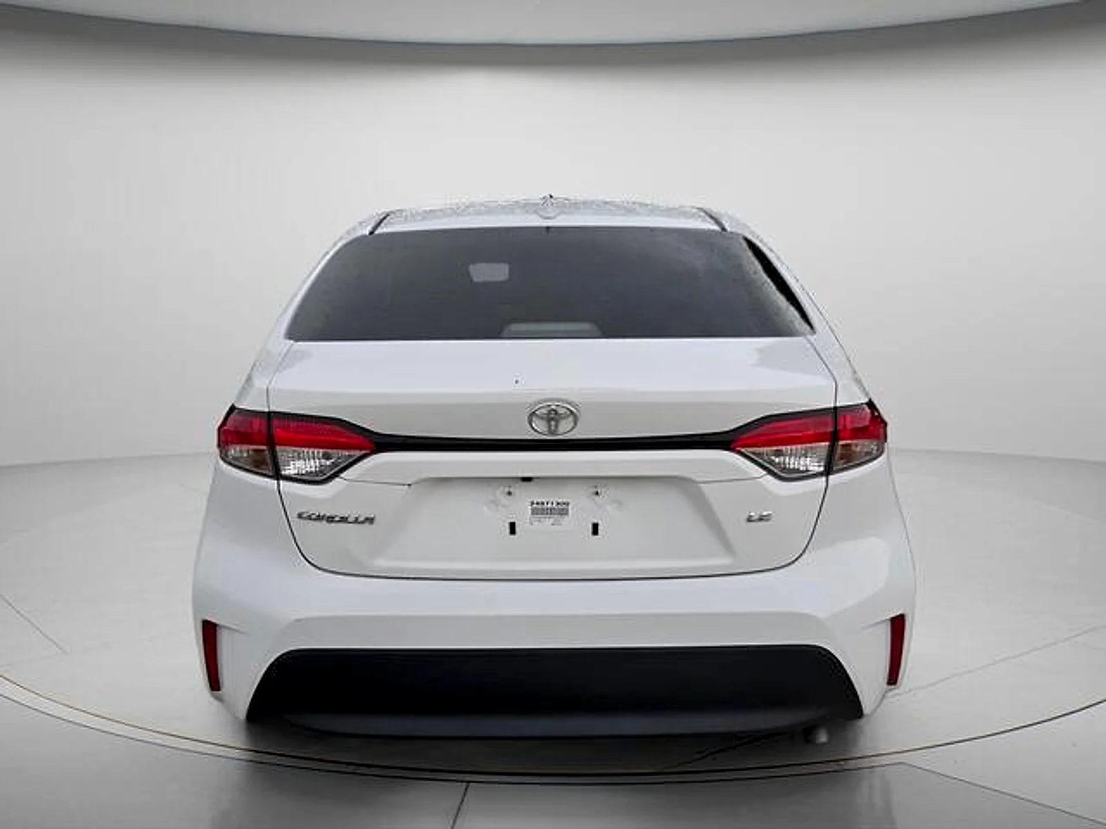 Used 2024  Toyota LE image 6
