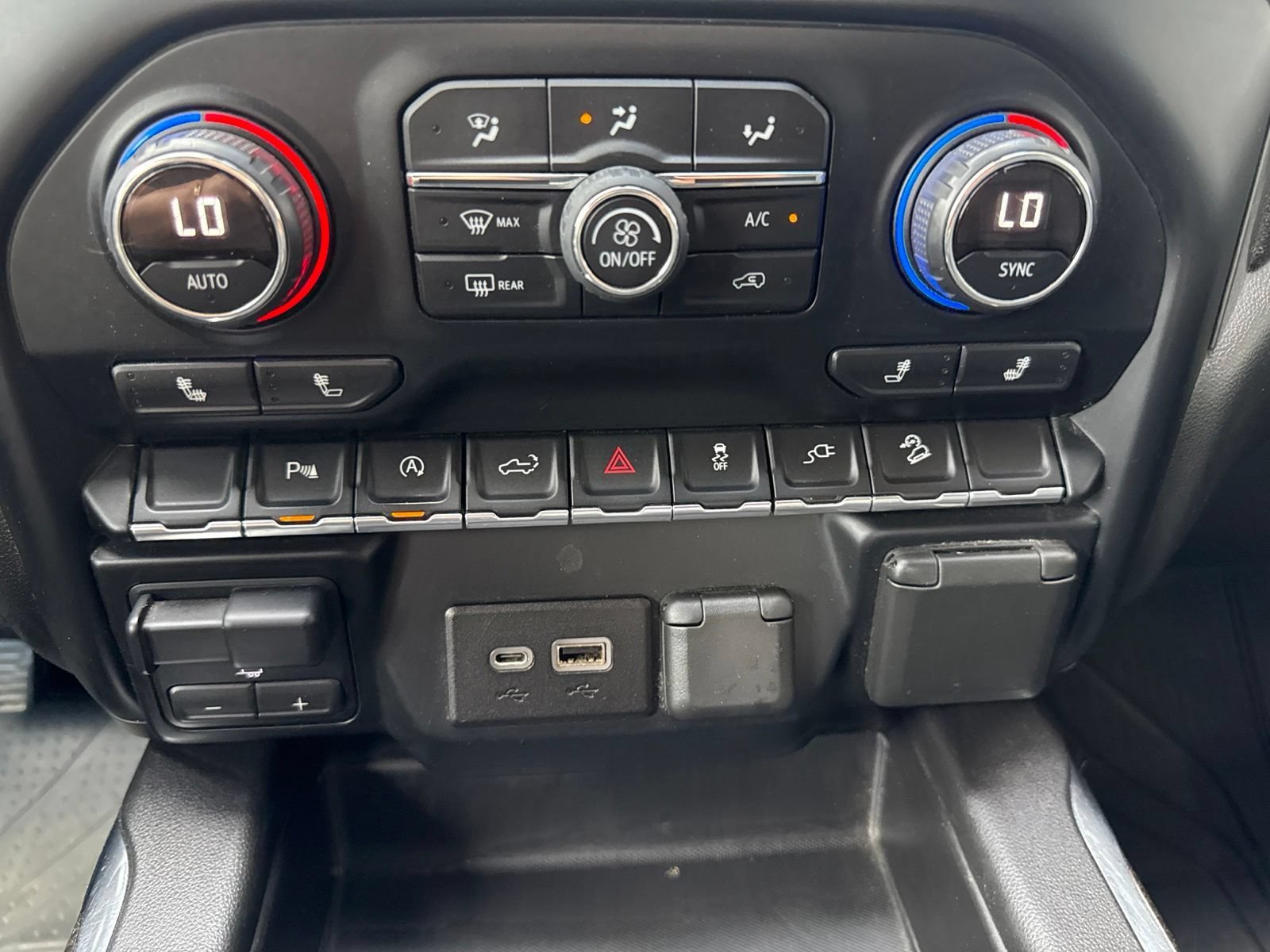 Used 2019 BLACK Chevrolet LT Trail Boss image 25