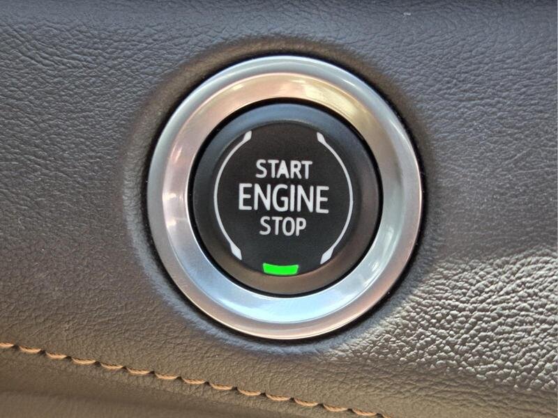 Used 2022 Crystal White CADILLAC 4WD 4DR SPORT image 31