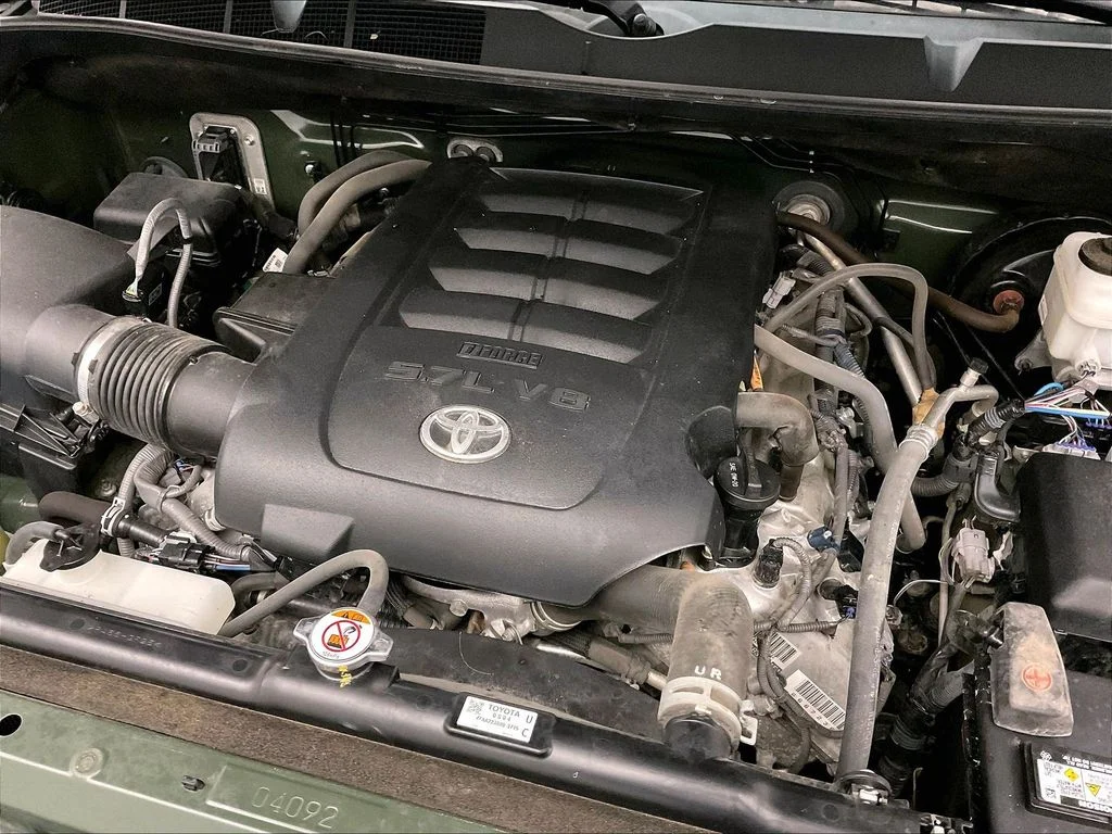 Used 2021 Green Toyota SR5 image 40