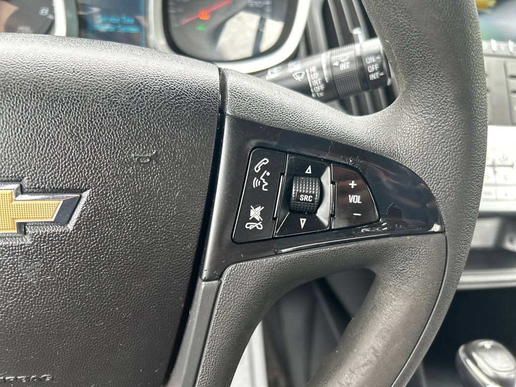 2017 Chevrolet Equinox LS - Photo 24
