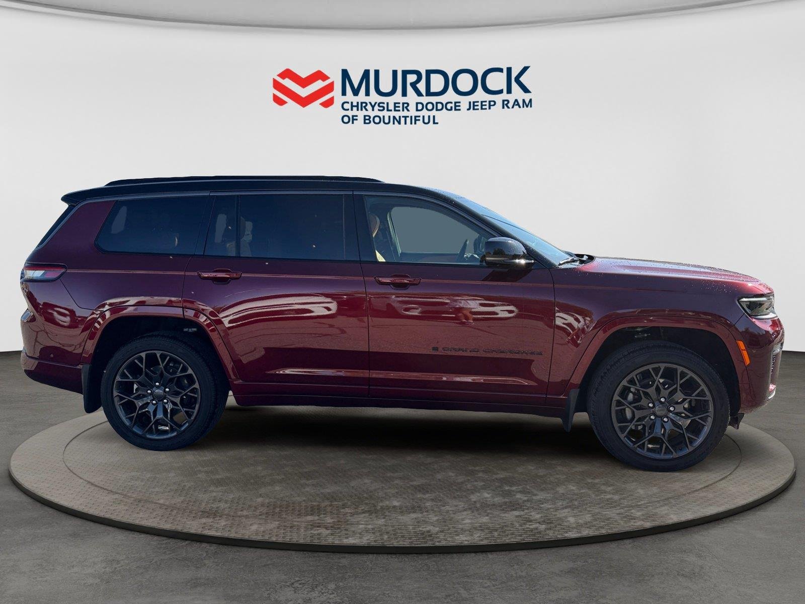 Used 2026 Velvet Red Pearlcoat Jeep Summit image 11