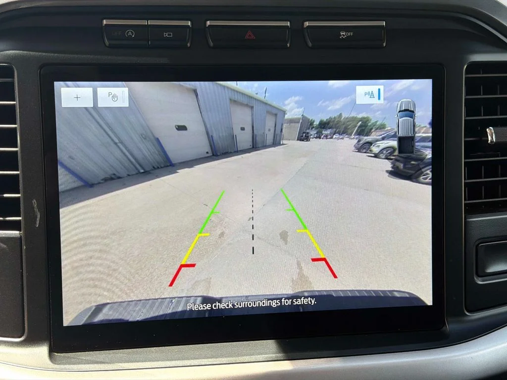 Used 2023 Blue Ford XLT image 25