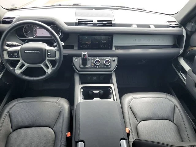 Used 2023 Gold Land Rover SE image 26