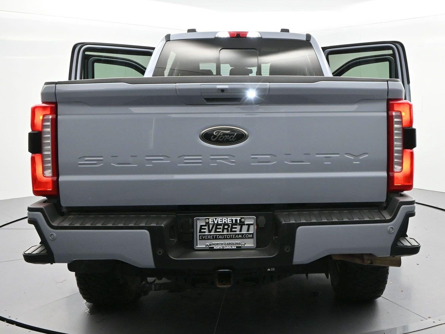 Used 2024 Glacier Gray Metallic Tri-coat Ford XL image 45