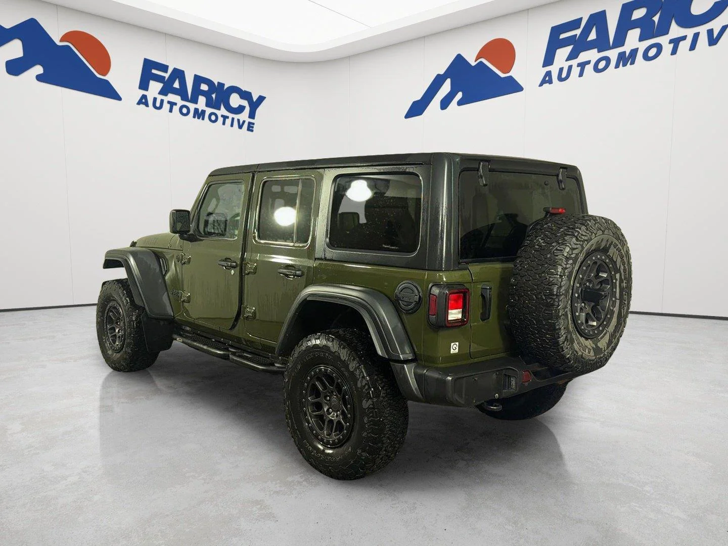 Used 2022 Sarge Green Clearcoat Jeep Unlimited Willys image 3