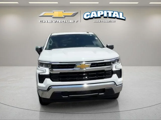 Used 2026 White Chevrolet LT image 8