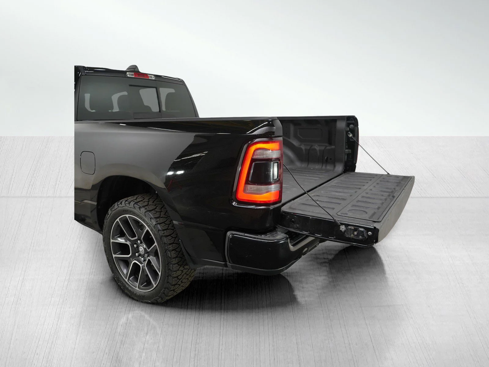 Used 2020 Diamond Black Crystal Pearlcoat Ram Rebel image 9