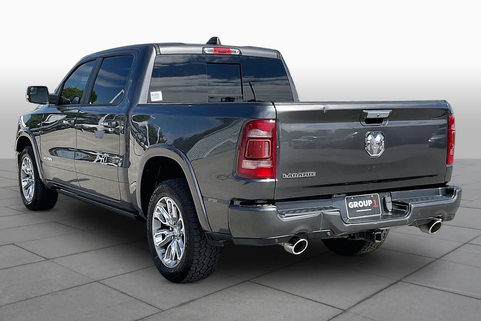 Used 2022 Granite Crystal Metallic Clearcoat Ram Laramie image 12