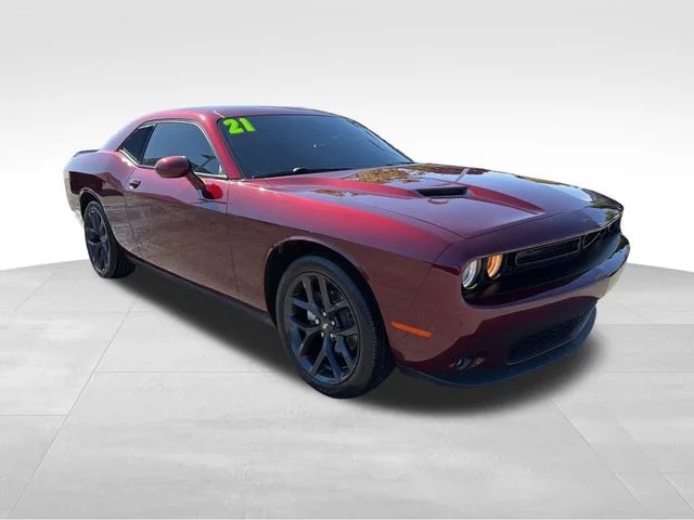 2021 Dodge Challenger SXT Auto's photo