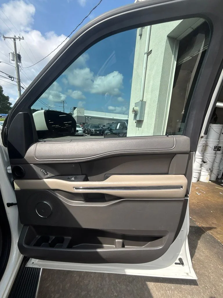 Used 2020 White Ford XLT image 25