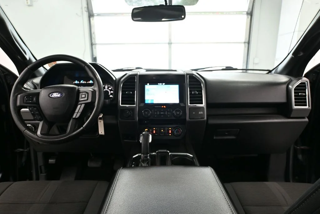 Used 2016 Black Ford XLT image 28